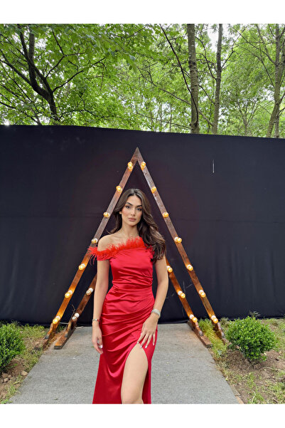 Mekafashion Ophelia Yaka Otriş Detay Saten Abiye 582857