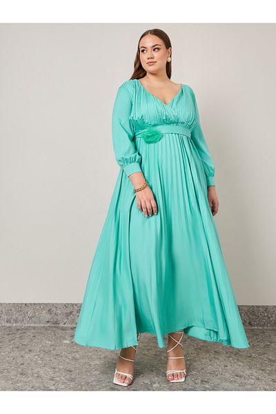 Styli Plus Solid Pleated Belt Design Maxi Dress