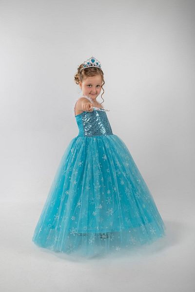 Parti Selesi Costum Elsa - Rochie Frozen - Bretele Tarlatan Manusi Coroana Sceptru Rochie de Mireasa Albastra Regina Zapada