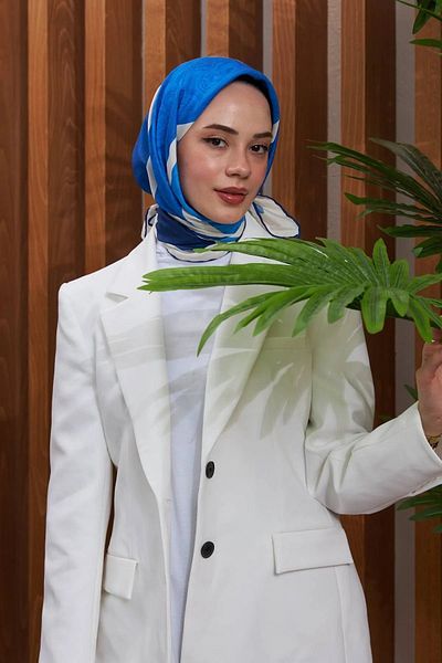 İpekhan Eșarfă din viscoză din bumbac albastru din seria cu modele etnice