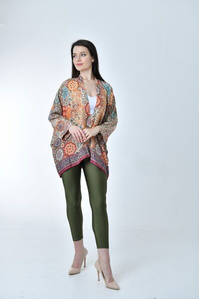 Gezginimport Kimono Ipek Zarif Rahat Kesim Kısa Crop (SILK ELEGANT RELAXED FIT SHORT CROP KIMONO)