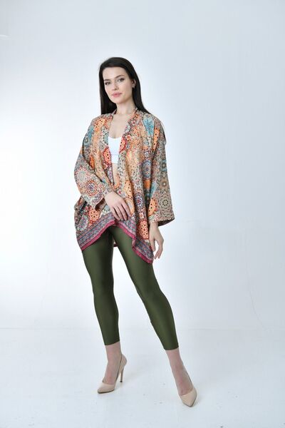 Gezginimport Kimono Ipek Zarif Rahat Kesim Kısa Crop (SILK ELEGANT RELAXED FIT SHORT CROP KIMONO)