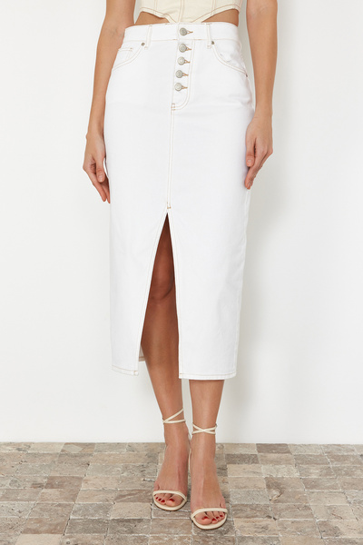 Trendyol Collection Fehér elöl gombos hasított Midi farmerszoknya TWOAW24ET00063