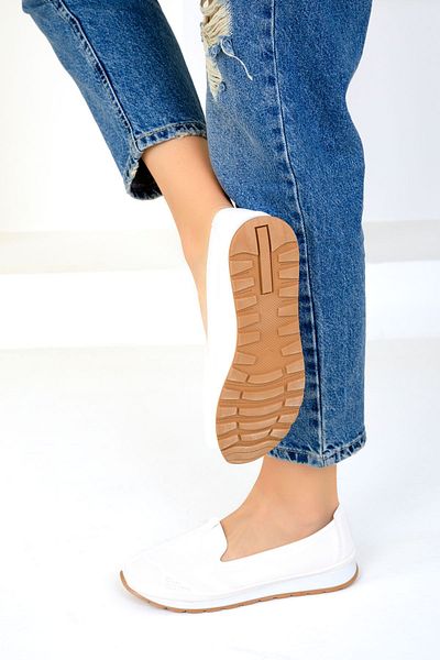 SOHO White Women's Casual Shoes 19207