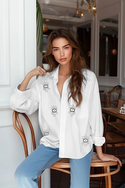 Trendyol Collection Ecru oversize košile – detail s výšivkou oka, široký střih, tkaná, TWOSS24GO00128
