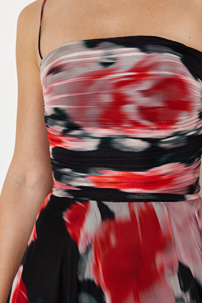 Trendyol Collection Dlouhé večerní šaty s barevným květinovým vzorem fuchsie - TPRSS24AE00241