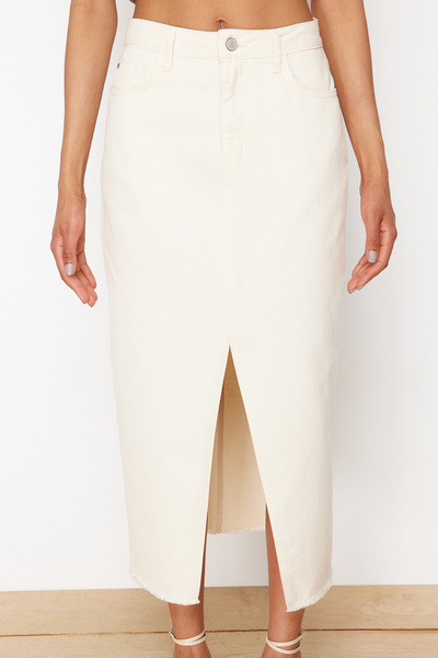 Trendyol Collection Ecru Gabardine Midi sukně – přední rozparek, tkaná, TWOSS24ET00244