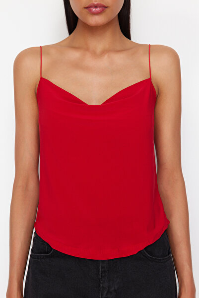 Trendyol Collection Piros spagettipántos Degaje gallér, rugalmas kötött blúz TWOSS24BZ00640