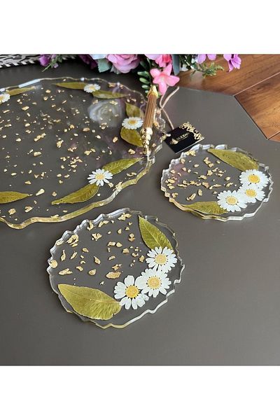 Sultan Tasarım Epoxy Tray with Dried Daisy and Set of 2 Coasters