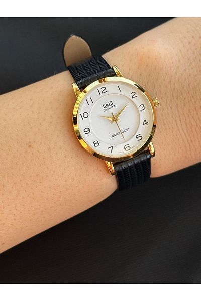 Q&Q Elegant and Stylish White Dial Women's Wristwatch - Numeral