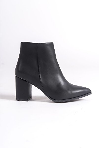 Shoesers بوت نسائي يومي بسحاب جانبي وكعب 8 سم