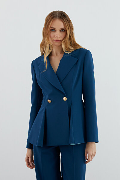 GİZİA Sırt Pencereli Kruvaze Kapama Ceketli Boru Paça Pantolonlu Lacivert Takım