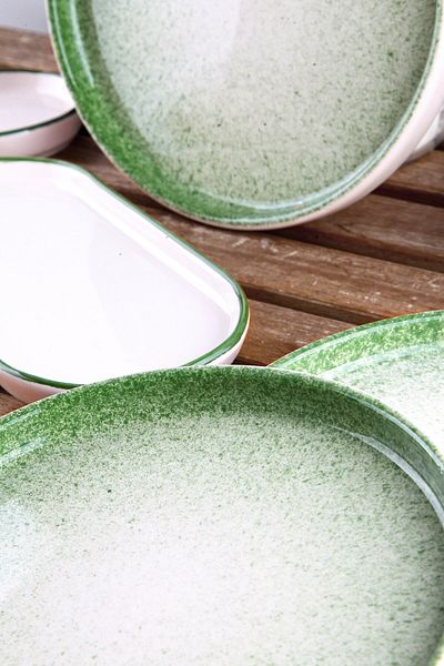 WuuQ Galaxy Green 14-Piece Stackable Breakfast Set for 6 People - Bright Colorful Breakfast Set