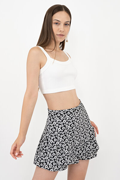 Soyo Жіночий білий облягаючий кроп-топ з квадратним коміром та еластичною вставкою