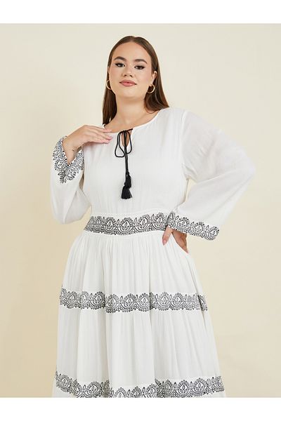 Styli Plus Tie-Up Neck Printed Tiered Midi Dress