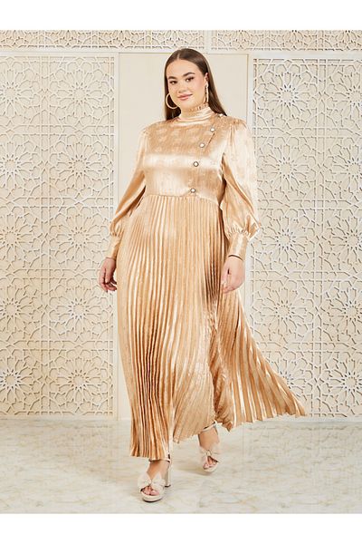 Styli Plus Satin Jacquard Print Accordion Pleats A-Line Maxi Dress