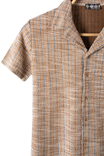 ADEGO Erkek Bej Kısa Kollu Slim Fit Çizgi Desenli Pamuklu Yazlık Gömlek
