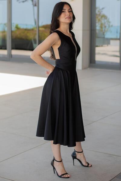 SpringStore Siyah Kolsuz Kısa Abiye Elbise