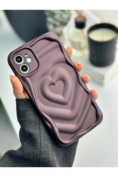 Go Aksesuar حافظة سيليكون متوافقة مع هاتف Apple Iphone 11 ثلاثية الأبعاد منقوشة على شكل قلب ومضادة للصدمات