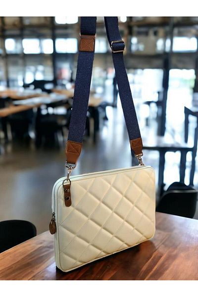 QUB CLUB Δώρο τσάντα μακιγιάζ Cross Cream με λουράκι για φορητό υπολογιστή και tablet 13 και 14 ιντσών