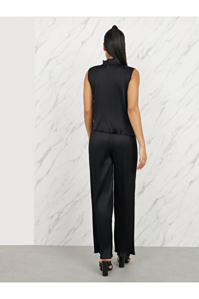 Styli Plisse Asymmetric Hem Sleeveless Top and Wide Leg Pant Set