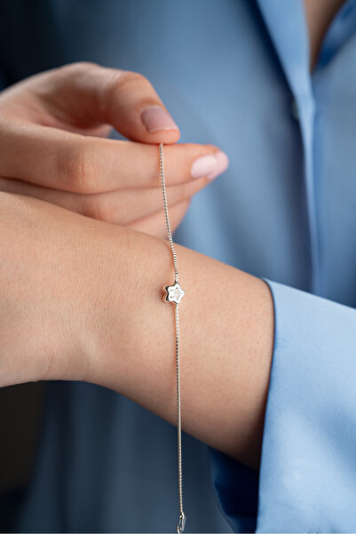 Nereze 925 Ayar Gümüş Rodyum Kaplama Zirkon Taşlı Minimal Yıldız Model Bileklik