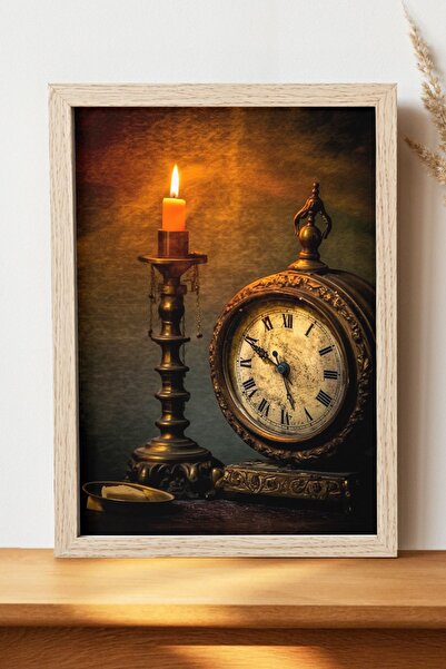 Luna Marissa Saat Vintage Poster - Çerçevesiz Parlak Kağıt Duvar Posteri