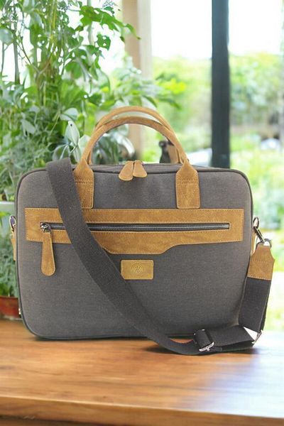 QUB CLUB Unisex Black Canvas Waterproof 15.6 Inch Computer Laptop Briefcase (WITH HANDBAG GIFT)