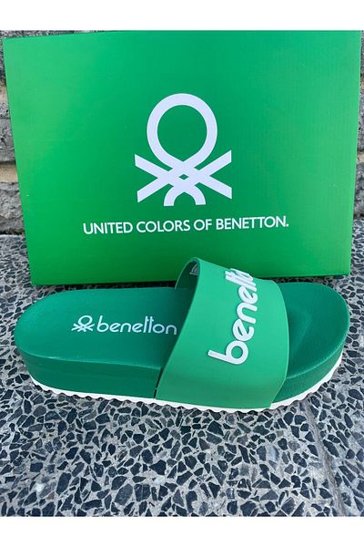 Benetton slippers store