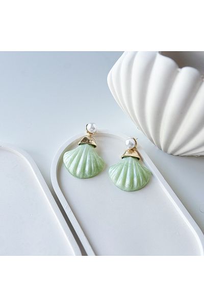 CHARMLUCKY Seashell Earrings