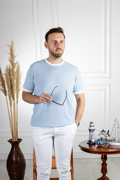 Sarar Tricou albastru din tricotaje subțiri - guler 0, împachetări din raion combinat