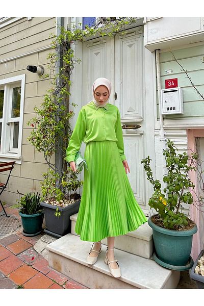 BUTİK C Satin Look Pleated Skirt
