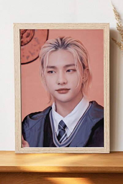 Luna Marissa Stray Kids Hyunjin Poster - Çerçevesiz Parlak Kağıt Kpop Posteri