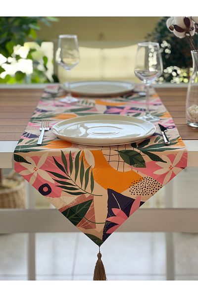 desen izmir New Season - Hidden Garden Patterned Runner Cover