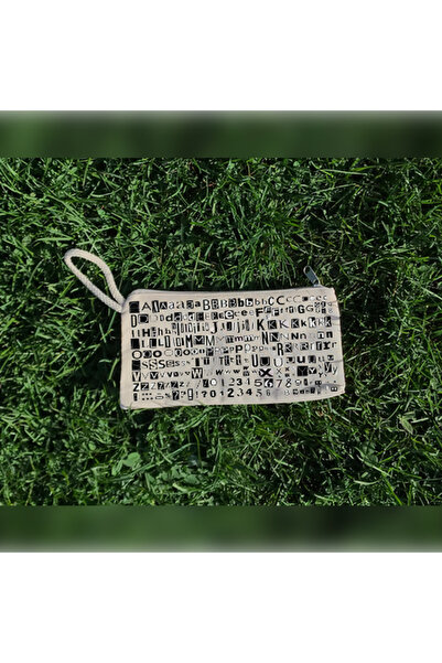 Boom town حامل قلم بتصميم باشنيس