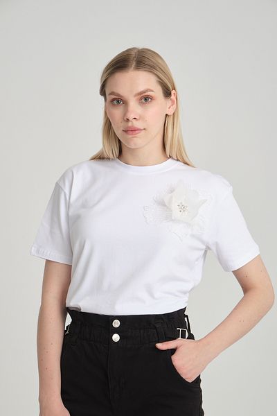Pulli Collection Γυναικείο μπλουζάκι με δαντέλα και χάντρες