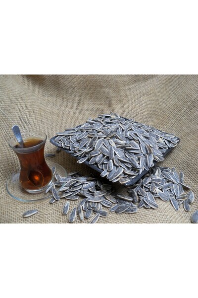 Tuzlu İri Çekirdek 1 kg.
