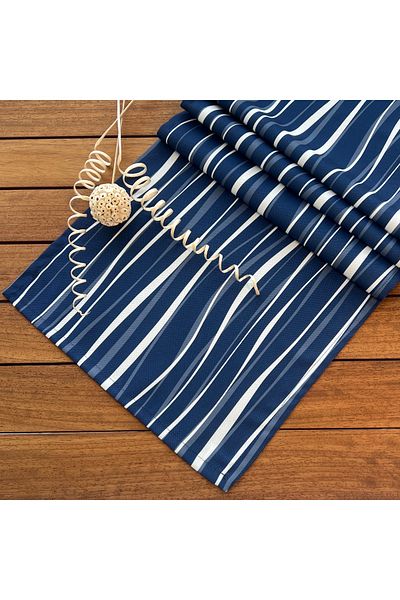 desen izmir New Season - Wavy Striped Square Runner Cover