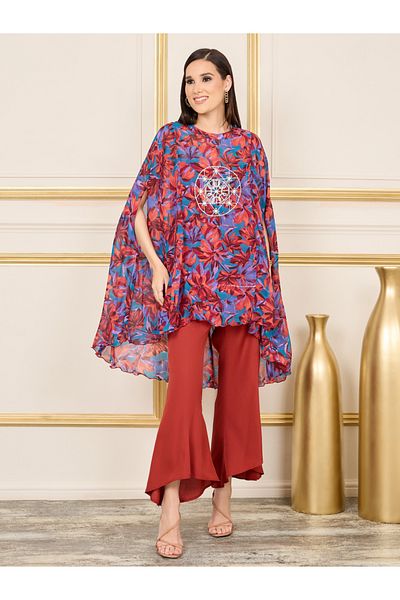 Styli Floral Print Cape Sleeves Longline Top and Flared Pant Co-ord