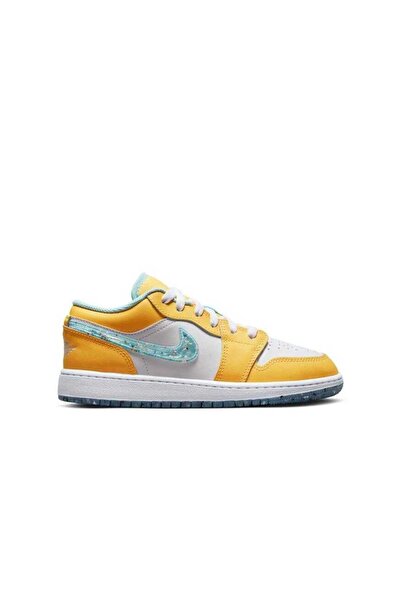 Nike NİKE Air Jordan 1 Low SE GS Çocuk Basketbol Ayakkabısı DX4375-800