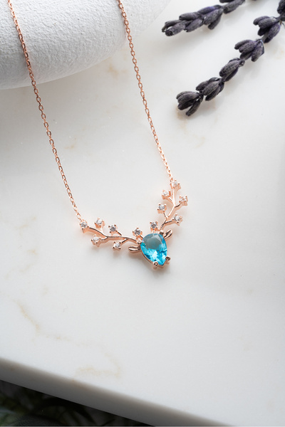 Nereze 925 Ayar Gümüş Rose Kaplama Aquamarin Taşlı Ren Geyiği Model Kolye