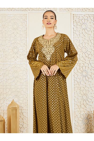 Styli Foil Print Embroidered Lace Detail Neck Jalabiya