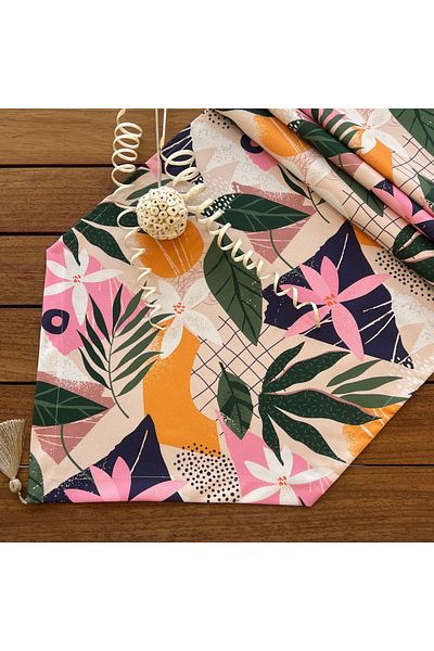 desen izmir New Season - Hidden Garden Patterned Runner Cover