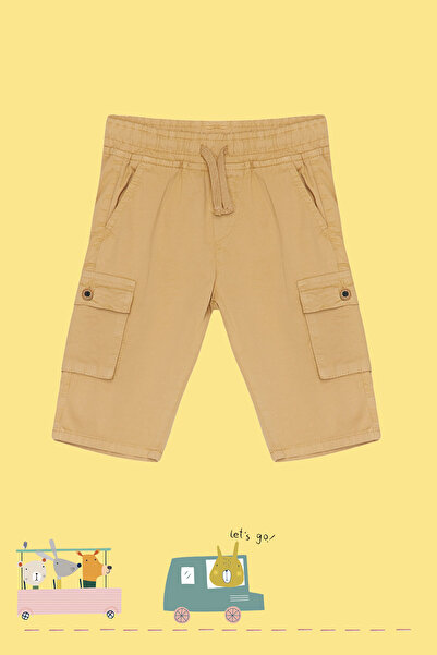 TRENDYOLKIDS Boy's Beige Woven Shorts - Pockets and Elastic Waist TKDSS24SR00002