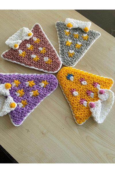 TUTUYA TEXTIL 4 Colorful All Trendy Hand Knitted - Heart Fiber