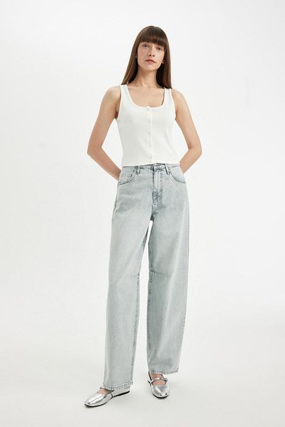 DeFacto U-nyakú bordás camisole alsóing gombokkal D1173ax24sm