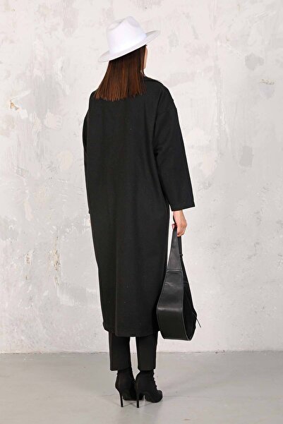 Melike Tatar Oversize Black Stamped Coat - 32-6502