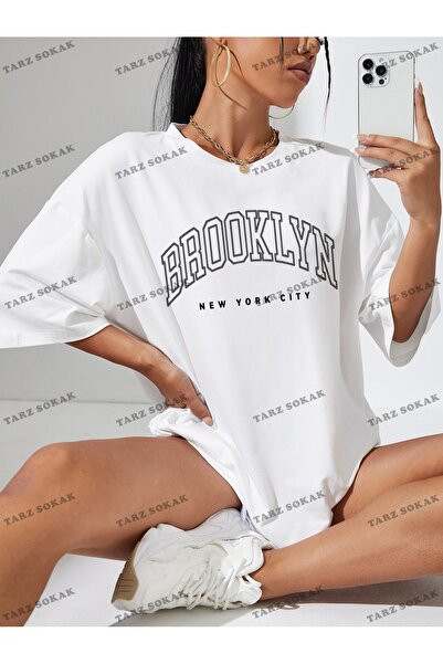 Adrift تي شيرت بروكلين مطبوع كبير الحجم للجنسين