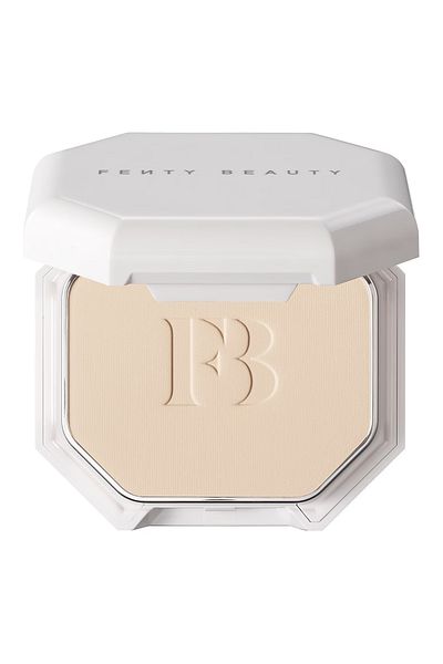 FENTY BEAUTY بودرة أساس ناعمة غير لامعة من برو فيلتير - كريم أساس 150 (9.1 جم)