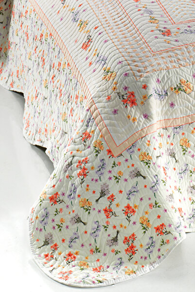 Örtüm Silvia Çift Kişilik Kapitoneli Yatak Örtüsü